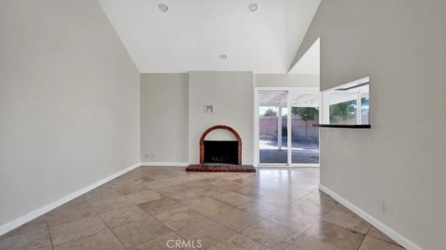 902 W Alpine, Santa Ana, CA 92707