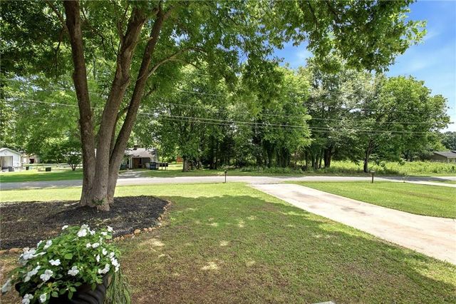 103 Duncan Drive SW, Cartersville, GA 30120