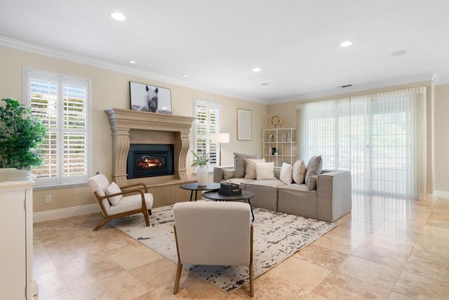 600 Landrise Ct, Folsom, CA 95630