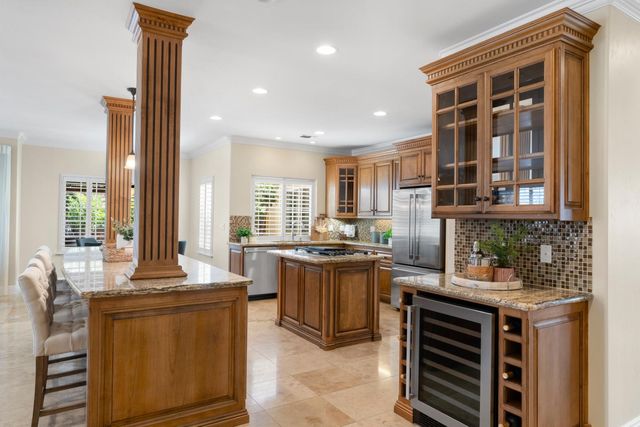 600 Landrise Ct, Folsom, CA 95630