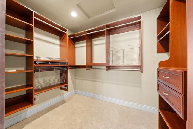 600 Landrise Ct, Folsom, CA 95630