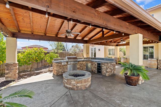 600 Landrise Ct, Folsom, CA 95630