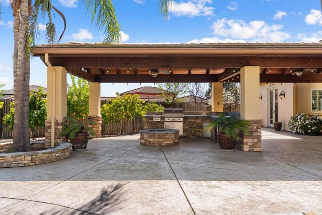 600 Landrise Ct, Folsom, CA 95630