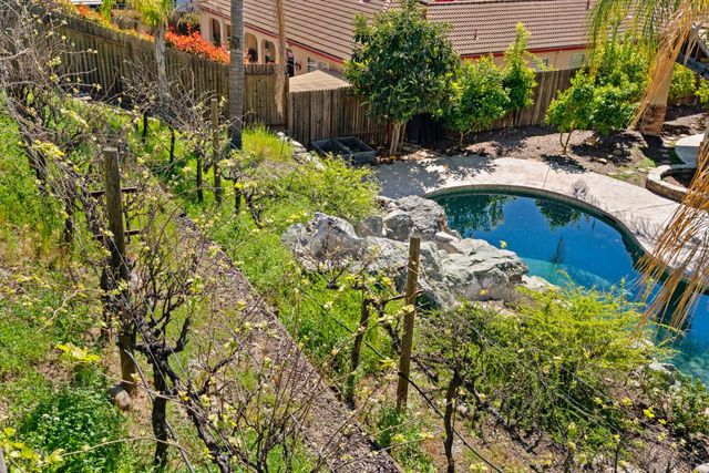 600 Landrise Ct, Folsom, CA 95630