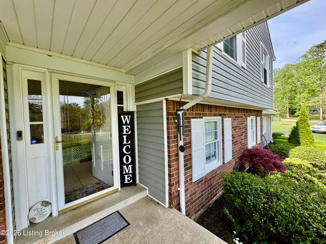 574 Pine Creek Rd, Shepherdsville, KY 40165