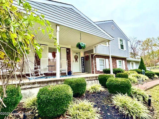 574 Pine Creek Rd, Shepherdsville, KY 40165