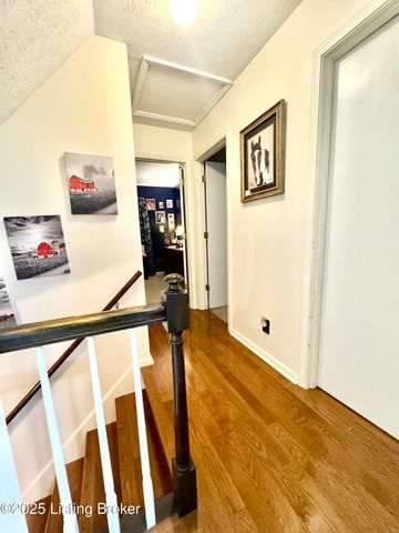 574 Pine Creek Rd, Shepherdsville, KY 40165