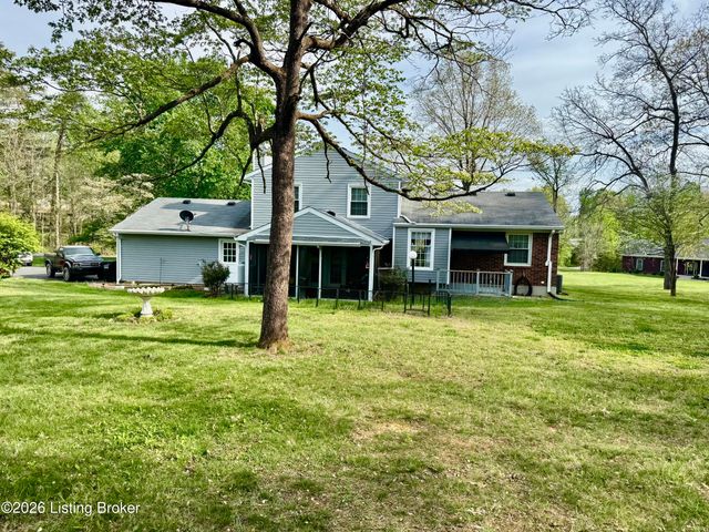 574 Pine Creek Rd, Shepherdsville, KY 40165