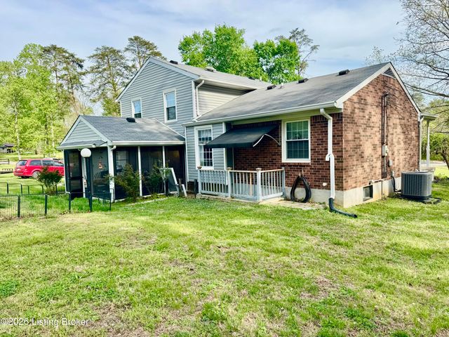 574 Pine Creek Rd, Shepherdsville, KY 40165