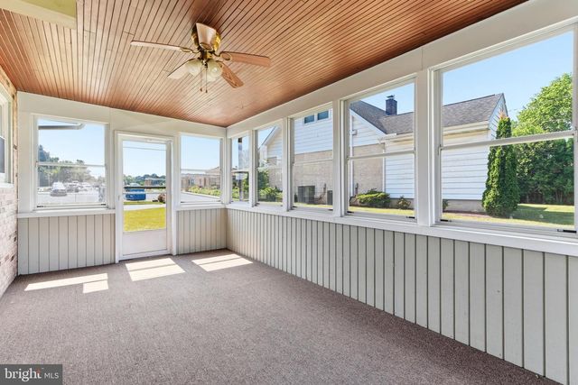 1100 LILAC LN, Reading, PA 19609
