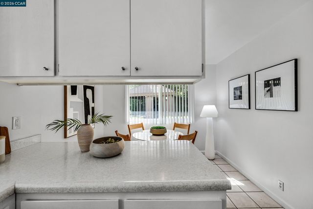 146 Ascot Ct 2, Moraga, CA 94556