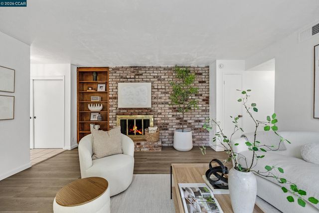 146 Ascot Ct 2, Moraga, CA 94556