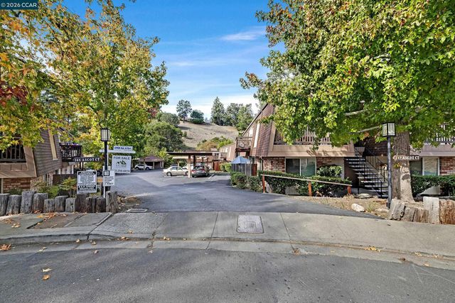 146 Ascot Ct 2, Moraga, CA 94556