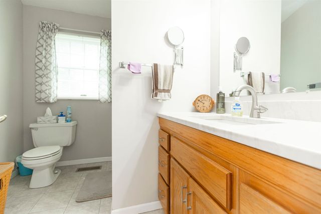 60506 Woodstock Drive, South Bend, IN 46614