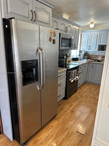 19800 SW 180th Ave Lot 266, Miami, FL 33187