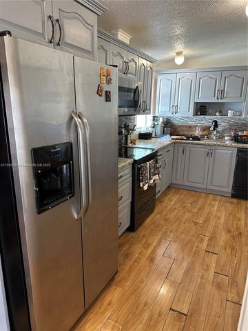 19800 SW 180th Ave Lot 266, Miami, FL 33187