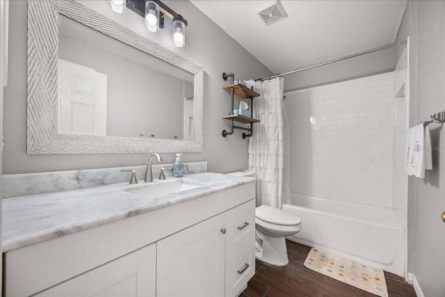 275 WALNUT AVENUE, Orange City, FL 32763