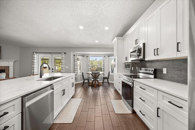 275 WALNUT AVENUE, Orange City, FL 32763