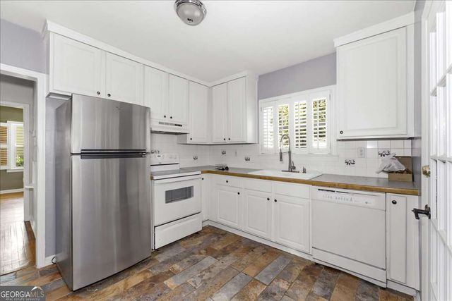 2597 Elsinore Street, East Point, GA 30344