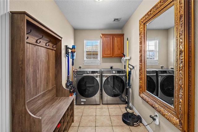 1041 Applewood Circle, Centerton, AR 72719