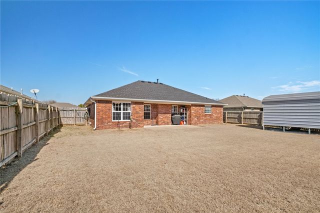 1041 Applewood Circle, Centerton, AR 72719
