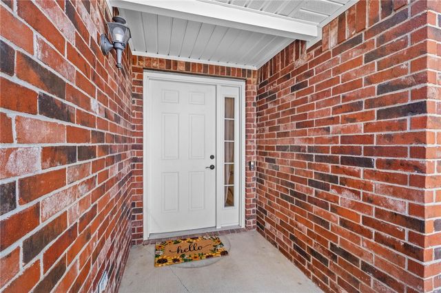 1041 Applewood Circle, Centerton, AR 72719