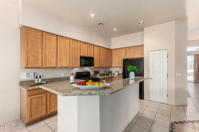 2021 W CLEAR SKY Court, Tucson, AZ 85704