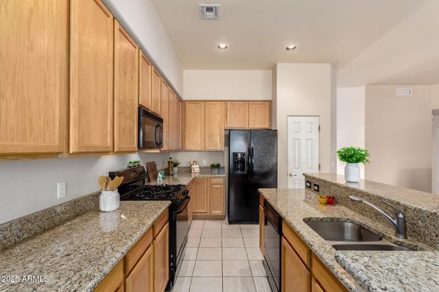 2021 W CLEAR SKY Court, Tucson, AZ 85704