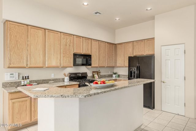 2021 W CLEAR SKY Court, Tucson, AZ 85704