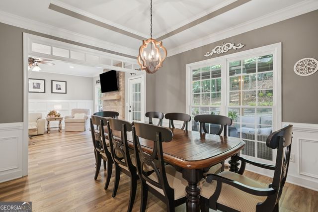 717 Parkside Drive, Woodstock, GA 30188