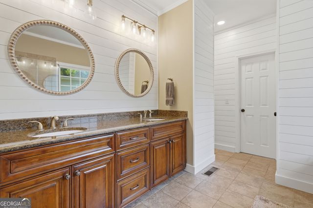 717 Parkside Drive, Woodstock, GA 30188