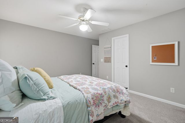 717 Parkside Drive, Woodstock, GA 30188