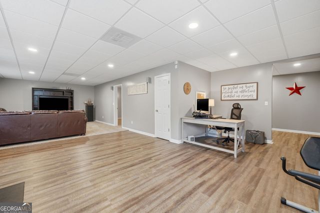 717 Parkside Drive, Woodstock, GA 30188