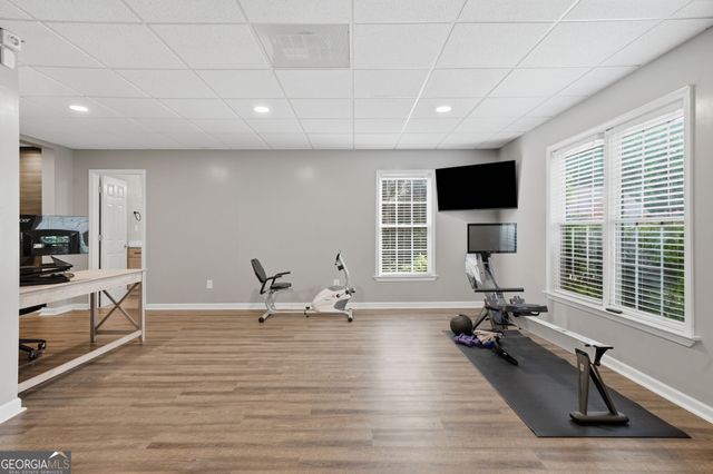 717 Parkside Drive, Woodstock, GA 30188