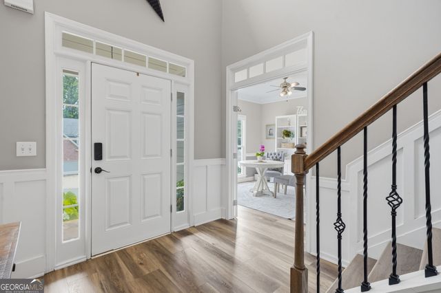 717 Parkside Drive, Woodstock, GA 30188