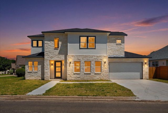 148 Preston Trail, Meadowlakes, TX 78654