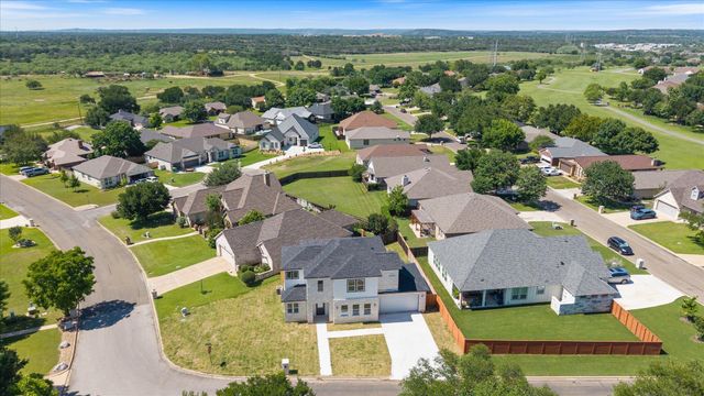 148 Preston Trail, Meadowlakes, TX 78654
