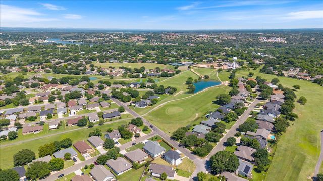 148 Preston Trail, Meadowlakes, TX 78654