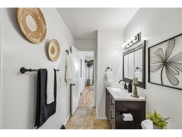 4607 S Ivory Cir, Aurora, CO 80015
