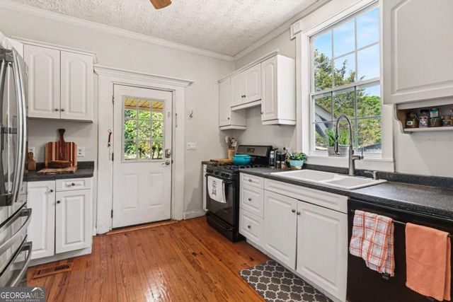 197 Hills Creek Road, Taylorsville, GA 30178