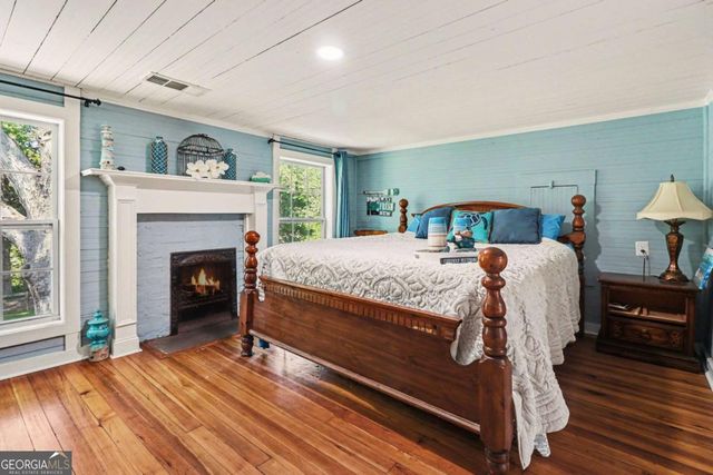 197 Hills Creek Road, Taylorsville, GA 30178