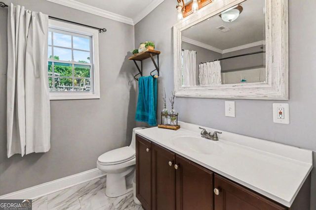 197 Hills Creek Road, Taylorsville, GA 30178