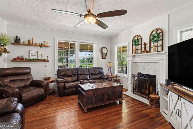 197 Hills Creek Road, Taylorsville, GA 30178