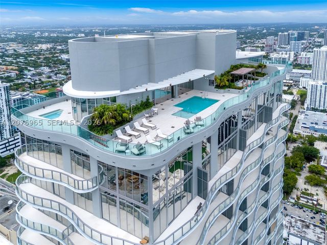 1400 Biscayne Blvd 2305, Miami, FL 33132