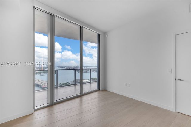1400 Biscayne Blvd 2305, Miami, FL 33132