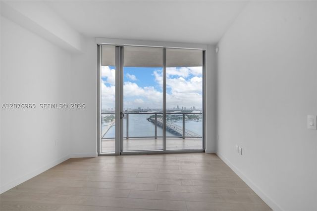 1400 Biscayne Blvd 2305, Miami, FL 33132