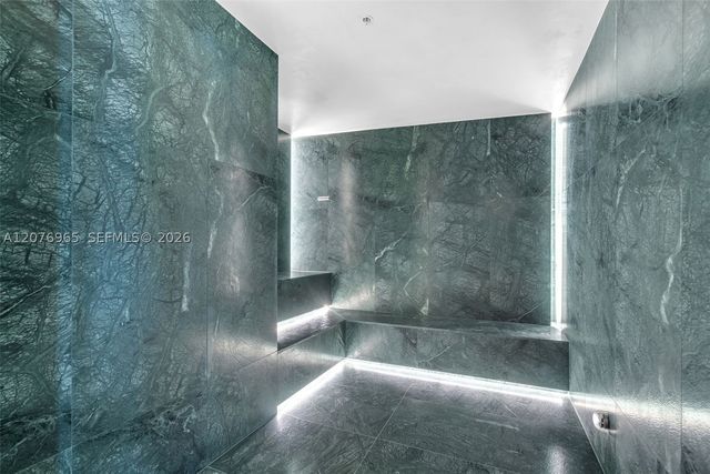 1400 Biscayne Blvd 2305, Miami, FL 33132