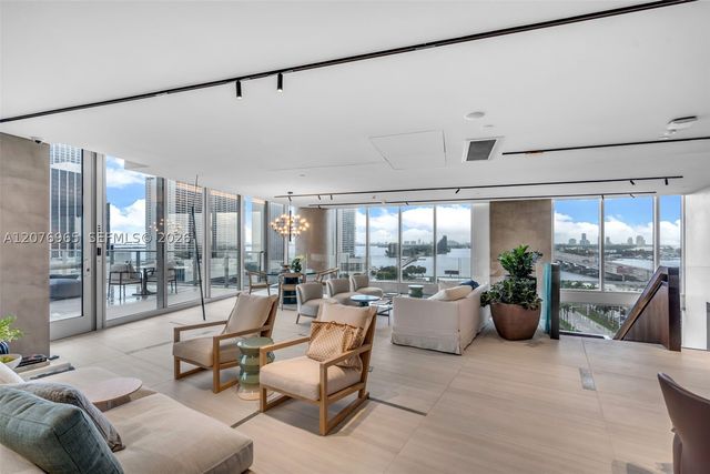 1400 Biscayne Blvd 2305, Miami, FL 33132