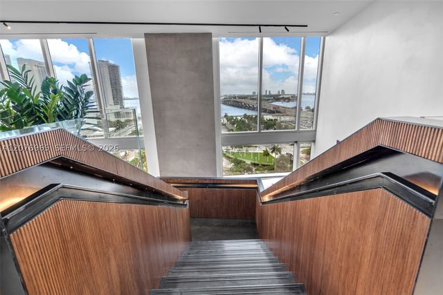 1400 Biscayne Blvd 2305, Miami, FL 33132