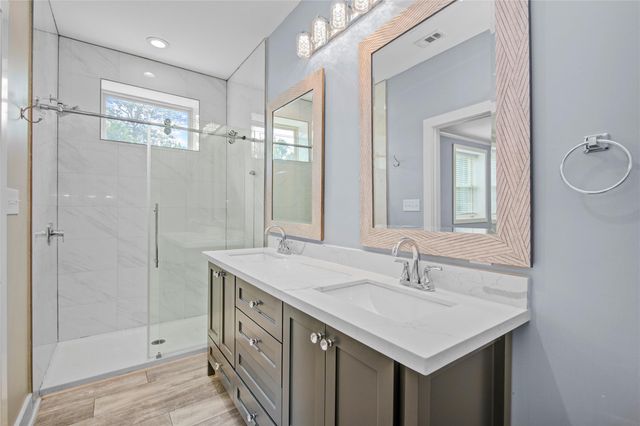 16947 Pioneer Trail, Conroe, TX 77302